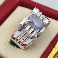 美麗的未加熱、未處理藍寶石戒指，頂級品質的錫蘭藍寶石。