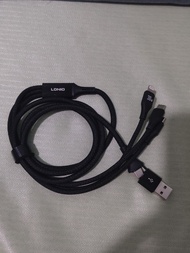 力德諾LDNIO， 100W 超級快充， 三合一充電線， 1.2米長。