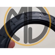 OIL SEAL TC 105 145 15 . TC 105 X 145 X 15 NBR TAIWAN