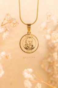 QUINTAS ™ Padre Pio Healing Necklace (With FREE Jewelry Gift Box)
