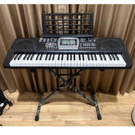 Preloved second hand TECHNO T-9700i G3 generation 3 Keyboard 61 Keys with 8 channels