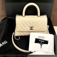 Chanel coco handle 24