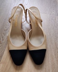Chanel two-tone slingback sandals / block heels