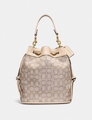 COACH FIELD BUCKET BAG IN SIGNATURE CHAMBRAY (COACH C4693)