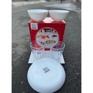 Set of 5 Piece lumirac (2 cups, 2 cups, 1 plate)