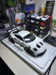1/18 Minichamps Porsche 911 GT3 RS 白紅色