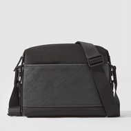 Braun Buffel Neil-A Messenger Bag