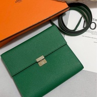 愛馬仕入門款woc Clic 16絲絨綠