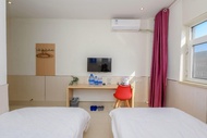 Wutong Hotel (Handan West Bus Station Branch)