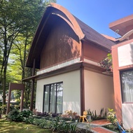 Villa 600 m² dengan 4 kamar tidur dan 3 kamar mandi pribadi di Ciawi (Cozy 4BR Garden Villa at Vimal