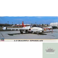Hasegawa 1/72 A-37 Dragonfly Edwards AFB Fighter Aircraft Model War Assembled