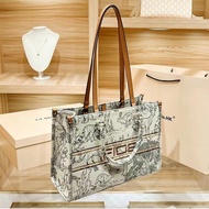 Fion/Fion Fion Oil Painting Tote Bag Large Capacity 2023 New Style Female Fashion High-End Light Luxury Handbag