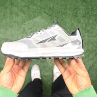 Altra Lone Peak 9+ 越野跑鞋