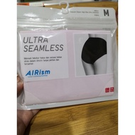 Ultra Seamless airism underwear UNIQLO