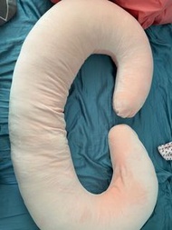 孕婦枕 月亮枕 哺乳枕 購自一田