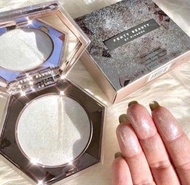 Phấn nhũ bắt sáng Fenty Beauty Diamond Bomb All Over Diamond Veil Highlighter FULL SIZE FULL BOX