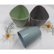 Triangular cylindrical cup, real photo