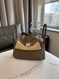 Hermes Lindy 26 大象灰銀扣