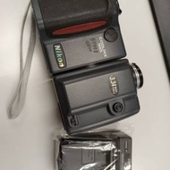 Nikon 995 扭計骰相機