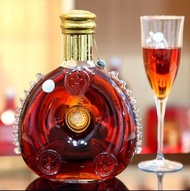 高價收購路易十三、黑珍珠路易十三、白頭路易十三