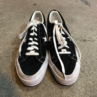 ขายรองเท้า มือสอง CONVERSE ONE STAR  สภาพใหม่พื้นเต็ม Size “ 42’ / 8.5 / 27 CM’  990 บาท รวมส่งฟรี ส่งด่วน  📲 084-5322045