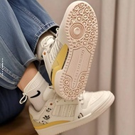 ((100% Genuine) Disney x Adidas Originals FORUM LOW CL JR5457 White VCUJ