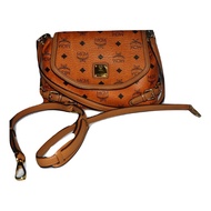 SB30 MCM SHOULDER BAG (PRE-OWNED)