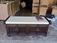 ตู้รองเท้า ย120xล50xส45 cm 2 ชั้น 4 ประตูบานเปิด วางได้ 20-24 คู่ ซี่โปร่ง แต่งสื่อ พร้อมเบาะหนัง ชั