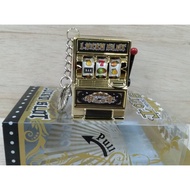 #777 Slot Machine Key Ring