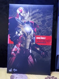 Hottoys IRON MAN 3 MARK XVII HEARTBREAKER 1/6 scale MMS212