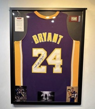 Kobe Bryant 24號 親筆簽名球衣 (Mitchell & Ness)