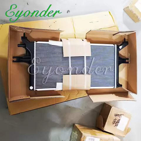 Water Tank Coolant Engine Cooling Radiator Intercooler for Toyota Hilux MK8 FL 2021-2024 2.4D 2.8D 1