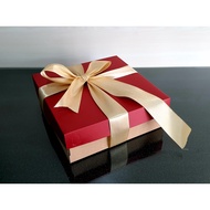 Eflute Cake Box (Size 22 x 22 x 7.5 cm)