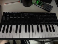 M-Audio Oxygen Pro Mini MIDI keyboard