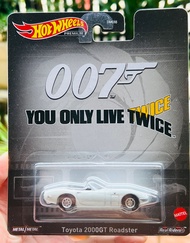 Hobby Store xe mô hình Hot Wheels Premium 007x Toyota 2000GT Roadster