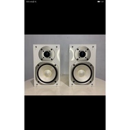 ONKYO BOOKSHELF SPEAKER