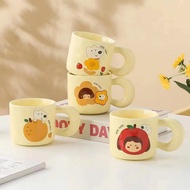 Cute ceramic cup with orange and apple, capacity 380ml, used as a birthday gift, coffee maker, ceram