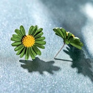 GD GD GD Kwon Zhilong Daisy Earrings Female Temperament Silver Needle Earrings New Style Trendy Earr