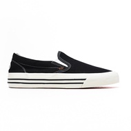 Buy it straight away.. WISED | FUZZ | SLIP ON SHOES