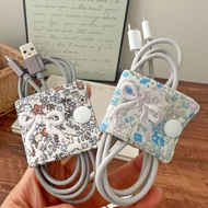 1Pc Ditsy Floral Print Quilted Data Cable Storage Clip, Floral Embroidery Bow, Data Cable Sorting Cl