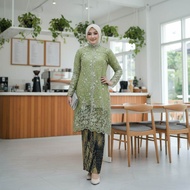 Setelan kebaya wisuda modern hijab remaja style modis Tile payet high quality terbaru / Kebaya encim