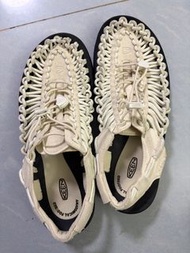 Keen 涼鞋
