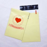 xs size have a nice day courier bag