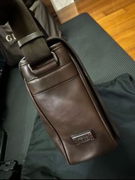 TODS 全真皮包包 正品 洞洞鞋品牌