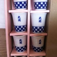 WH6564【四十八號老倉庫】全新 早期 日本製 大關 御陶器 藍白方塊 棋盤 茶杯 酒杯 35cc 3杯價