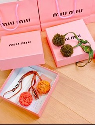 💜MIUMIU 繆繆花球包包掛件鑰匙扣繡球掛件掛件 生日禮物