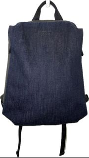 DIESEL 靛藍牛仔布料造型 拼接 多口袋後背包