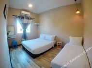 ANG LEE HOLIDAY HOME
