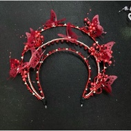 Innovative 3-storey bridal veil