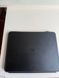 Logitech  combo touch